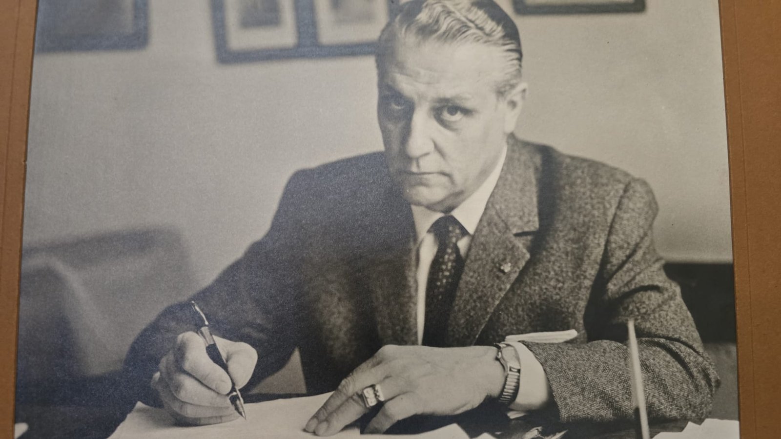 Mi abuelo, escribano y dirigente de la Selección Uruguaya de Fútbol
